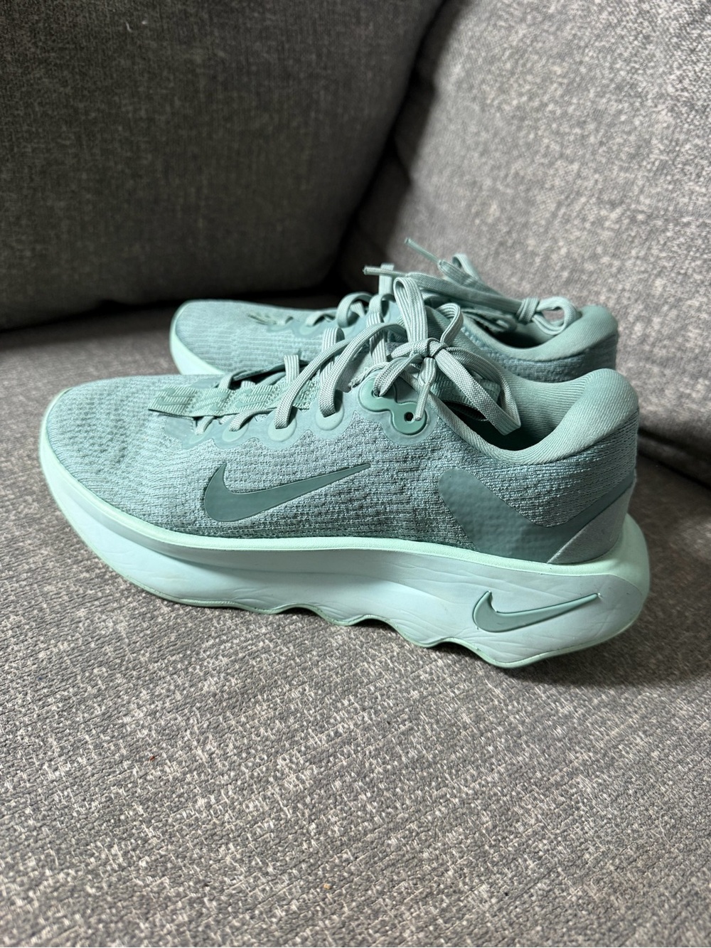 Nike Women's Mint Teal Athletic Sneakers 9